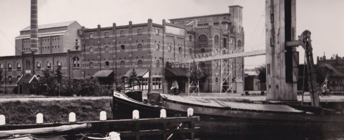 voor-en-zijaanzicht-sol-met-transporteur-en-elevator